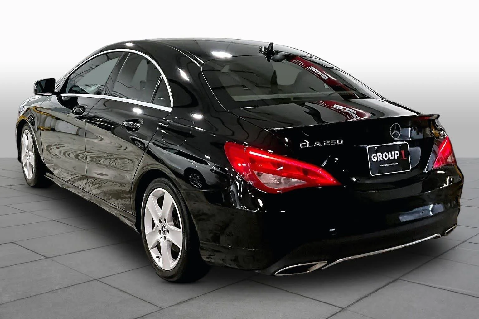 Used 2018 Night Black Mercedes-Benz CLA 250 image 12