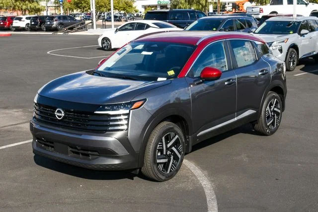 New 2026 Gun Metallic / Scarlet Ember Tintcoat Two-tone Nissan SV image 40