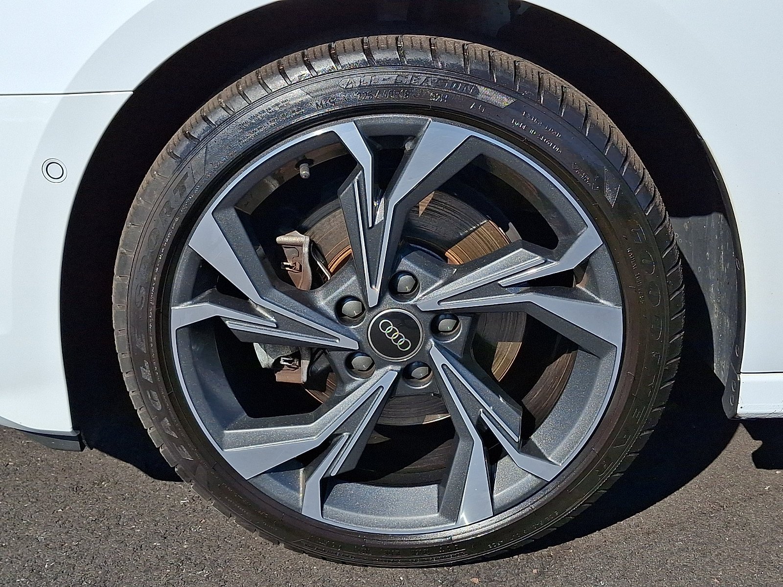 Used 2023 Glacier White Metallic   2Y2y Audi Premium image 8