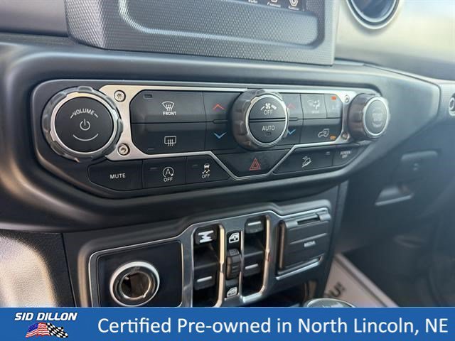 Used 2020 Black Clear Coat Jeep Sport image 12