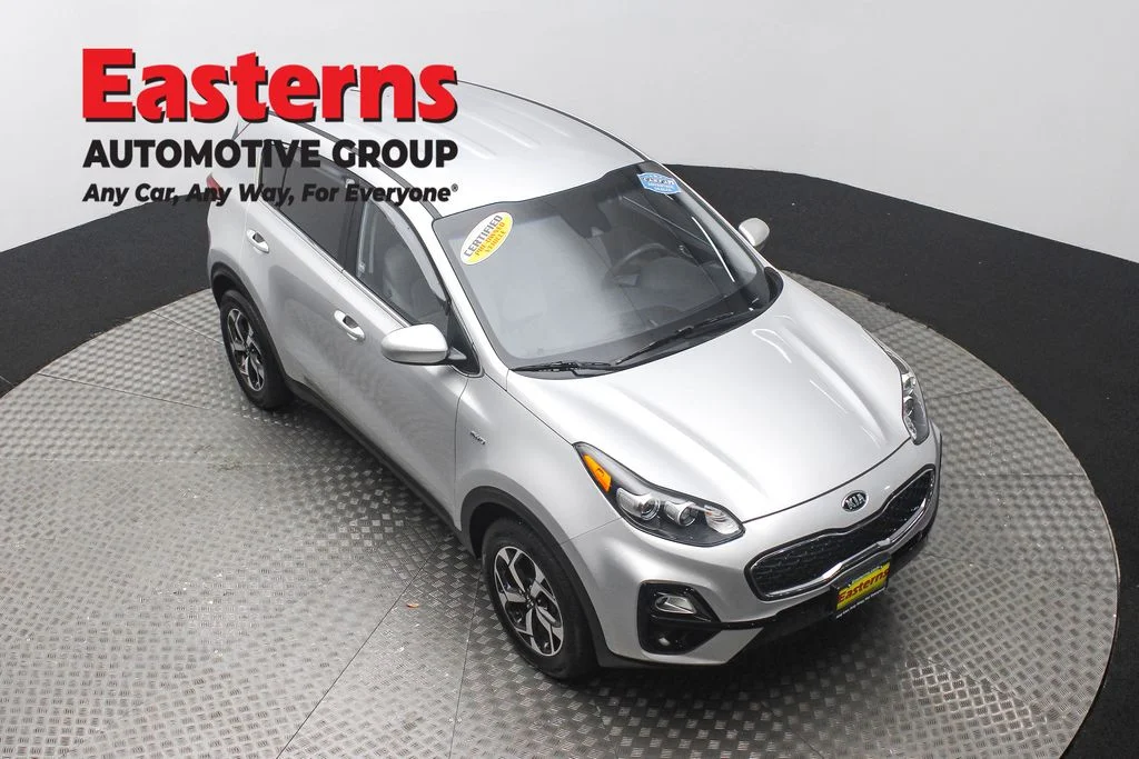Used 2022 Silver Kia LX image 3