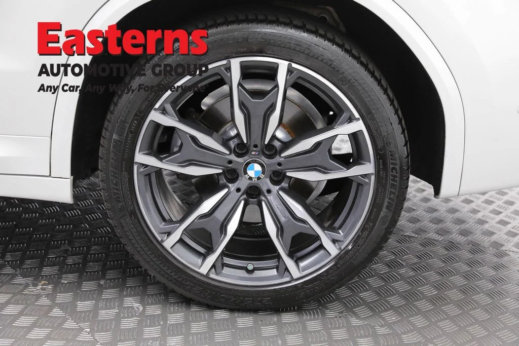 Used 2023 White BMW xDrive30i image 33