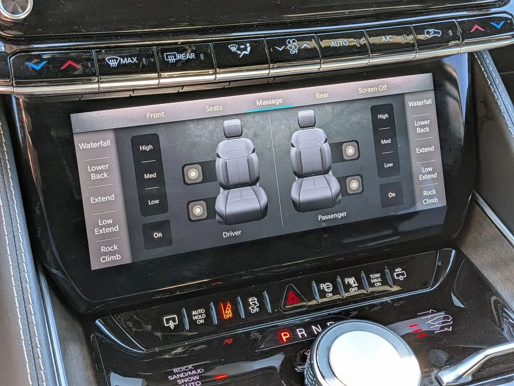 Used 2022 White Jeep Series I image 26