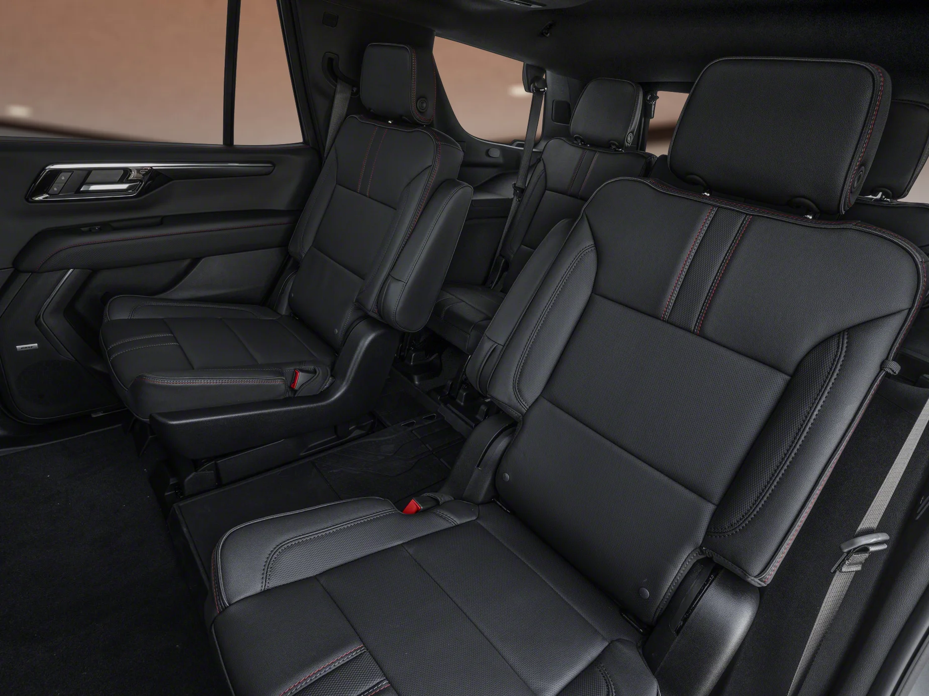 New 2026 Black Chevrolet 4WD 4dr RST image 9
