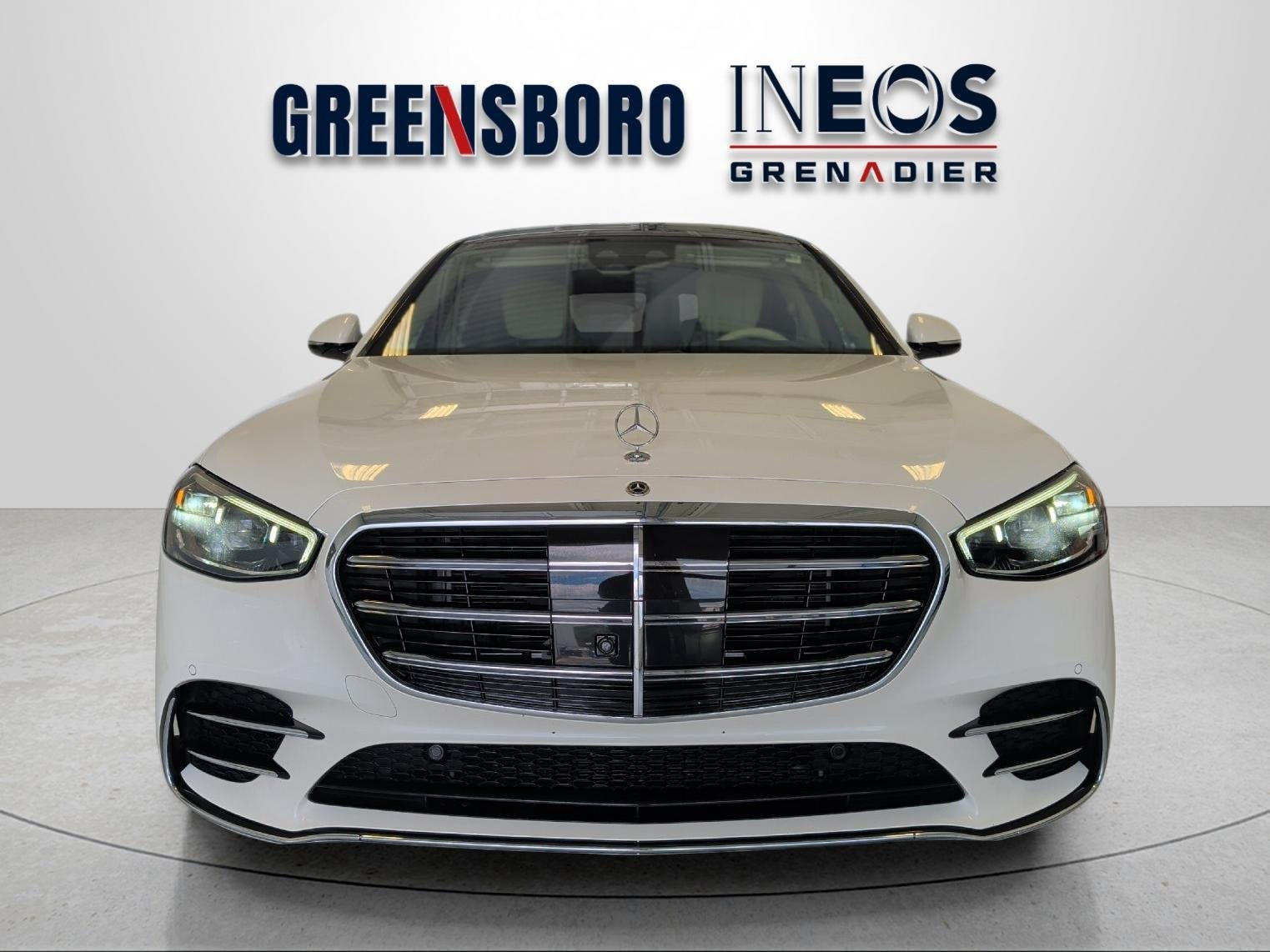 Used 2023 MANUFAKTUR Diamond White Mercedes-Benz S 580 image 8