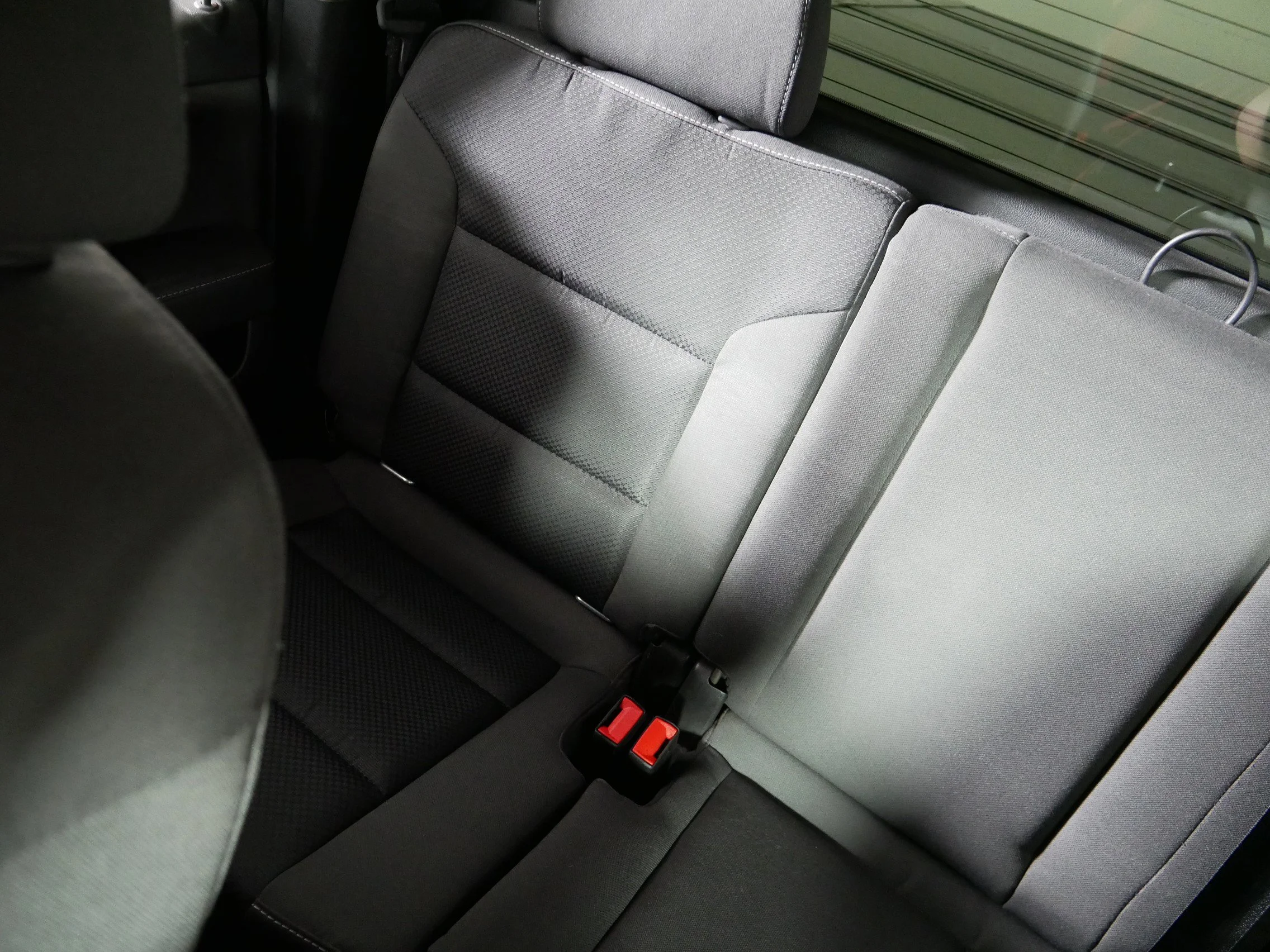 Used 2019 Summit White GMC SLE image 12