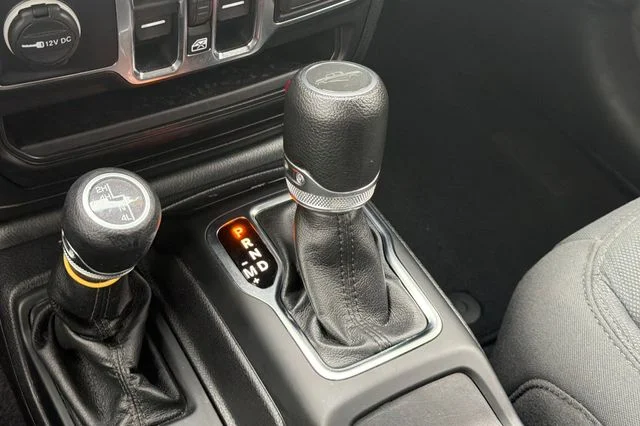 Used 2021 Gray Jeep Sport image 23