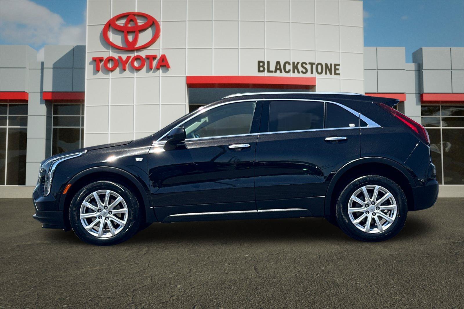 Used 2021 Stellar Black Metallic Cadillac FWD Luxury image 6