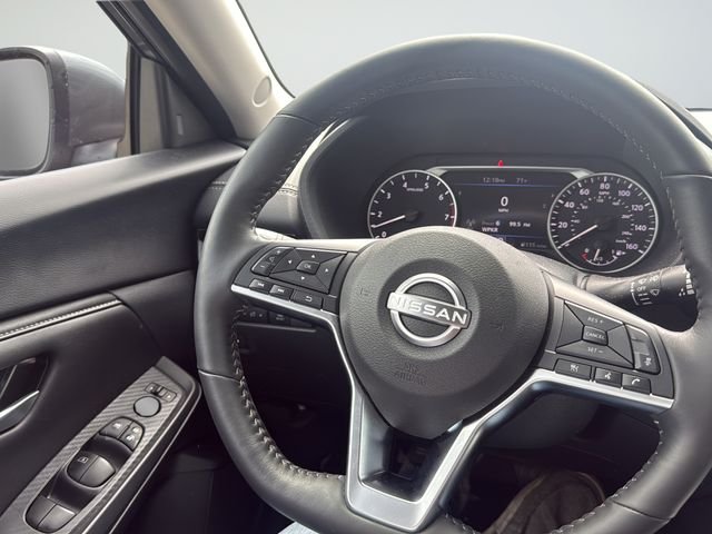 Used 2025 Gray Nissan SV image 11