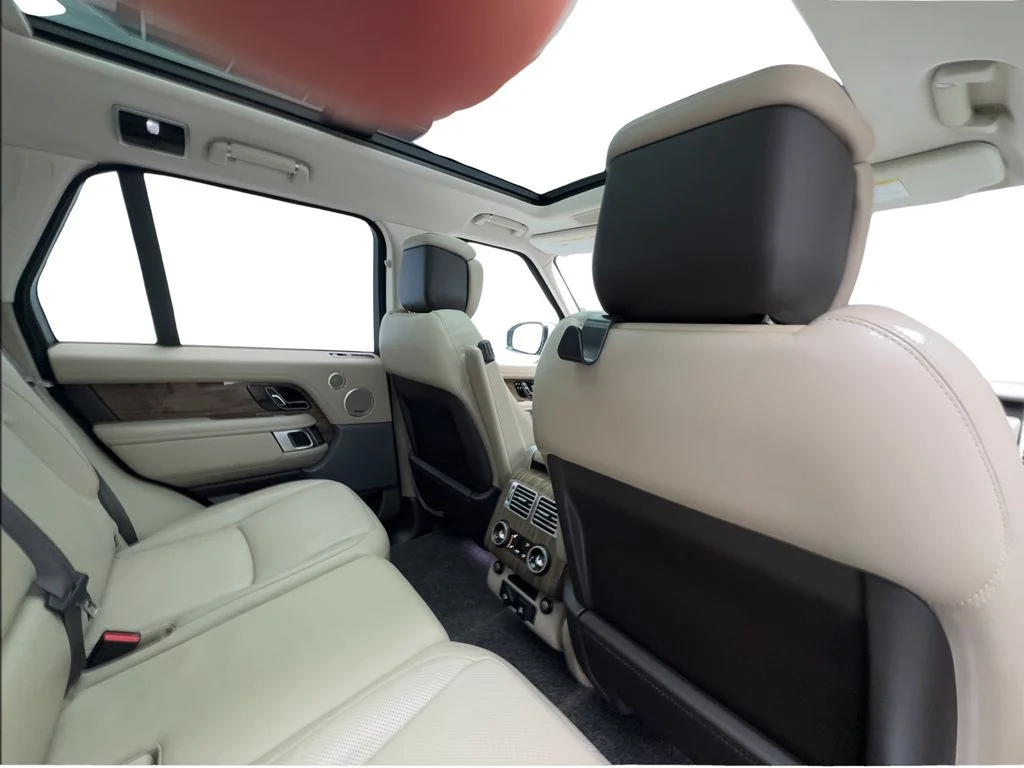 Used 2020 White Land Rover HSE image 27