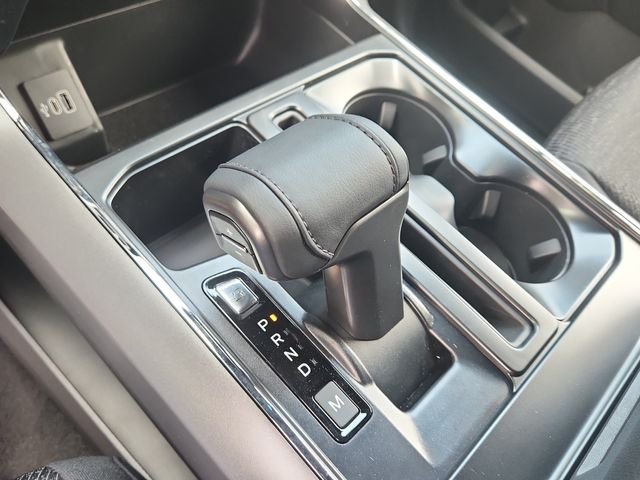 New 2026 Carbonized Gray Metallic Ford XLT image 18