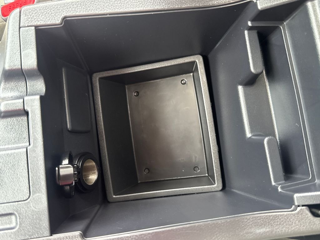 Used 2020 Black Subaru Premium image 29