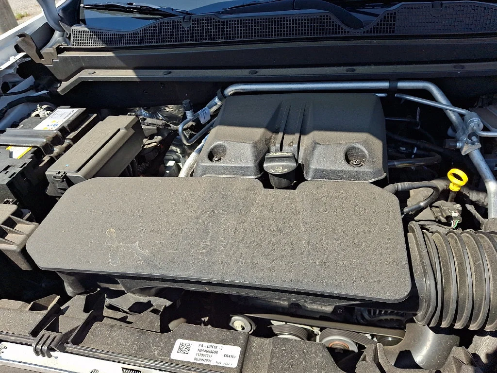 Used 2024 Summit White Chevrolet Trail Boss image 30