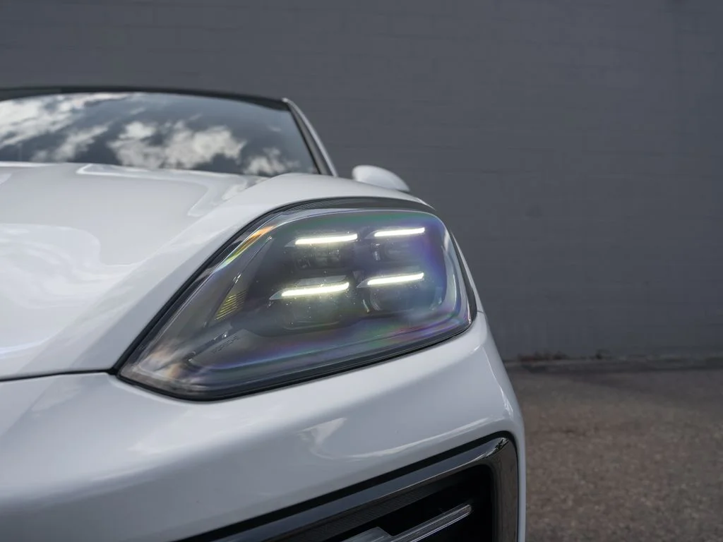 Used 2025 White Porsche Base image 11