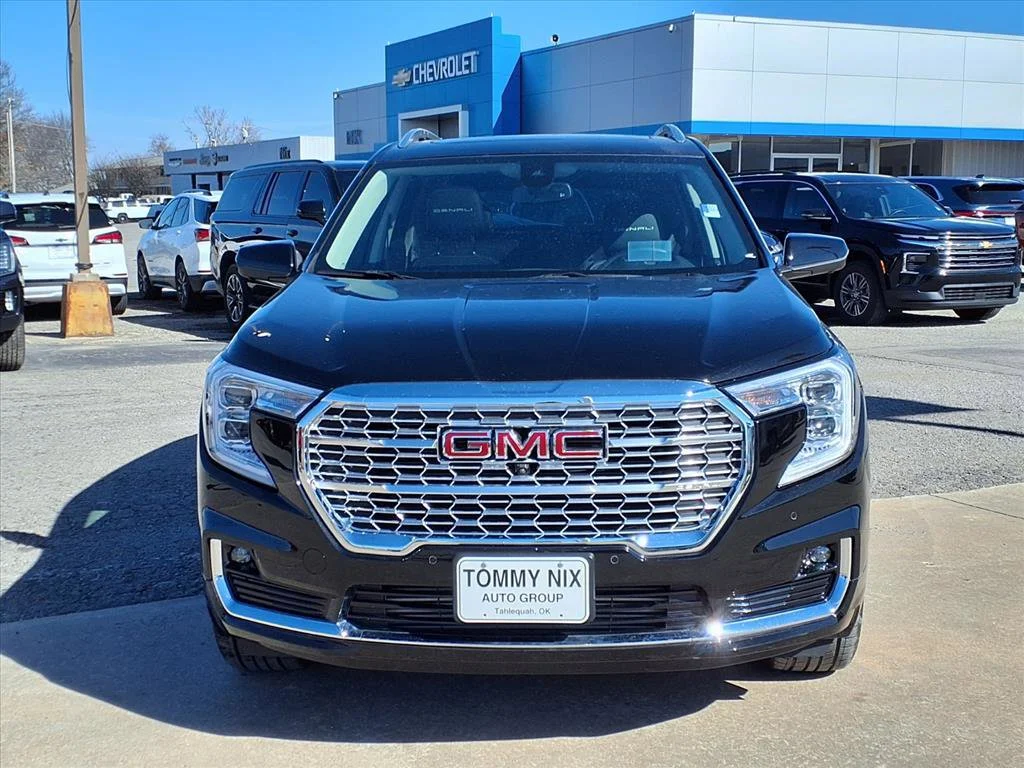 Used 2023 Ebony Twilight Metallic GMC Denali image 24