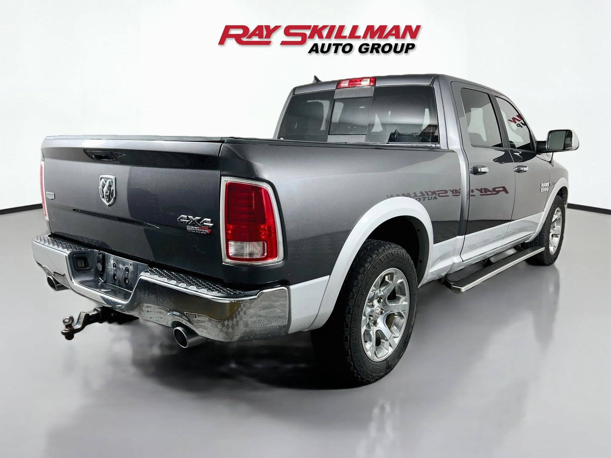 Used 2016 Granite Crystal Metallic Clearcoat Ram LARAMIE image 7
