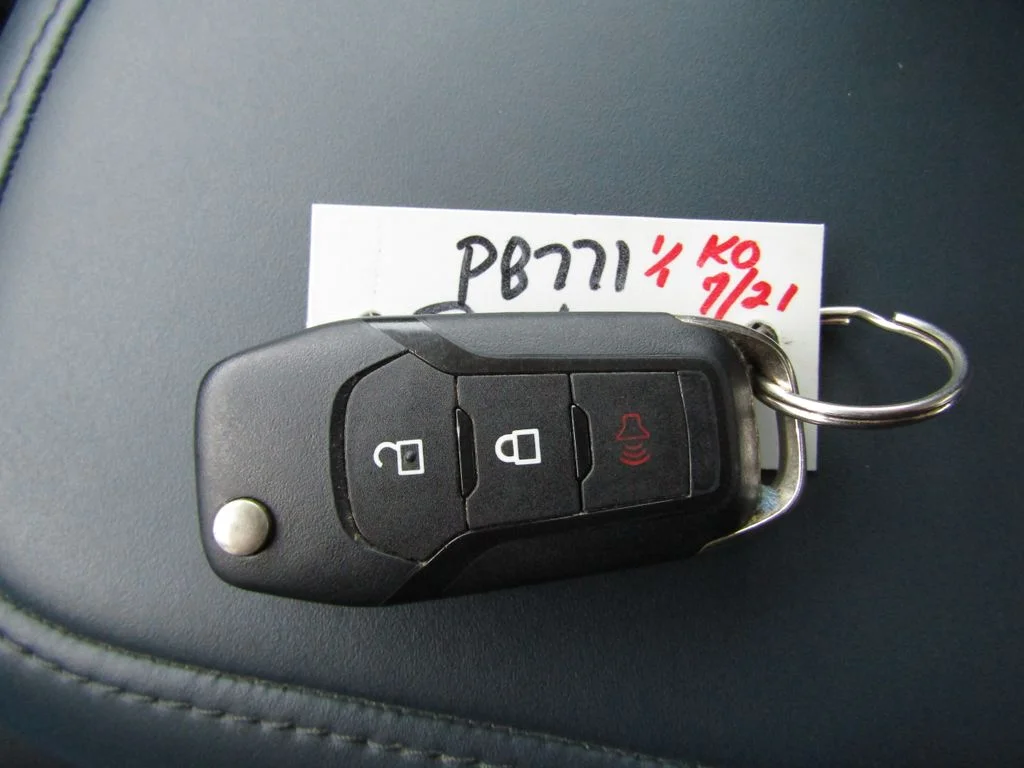 Used 2024 White Ford XL image 25