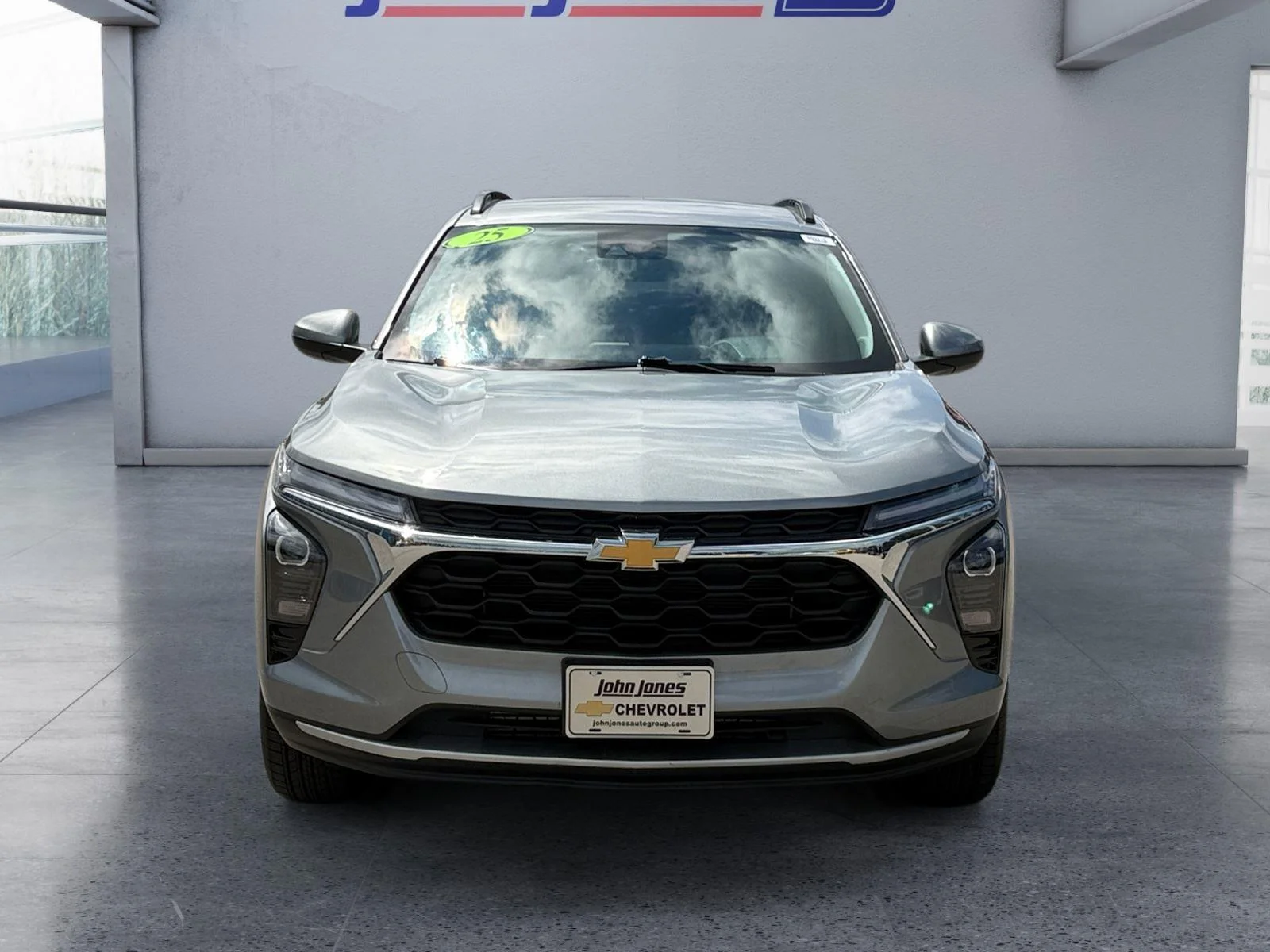 Used 2025 Sterling Gray Metallic Chevrolet LT image 8