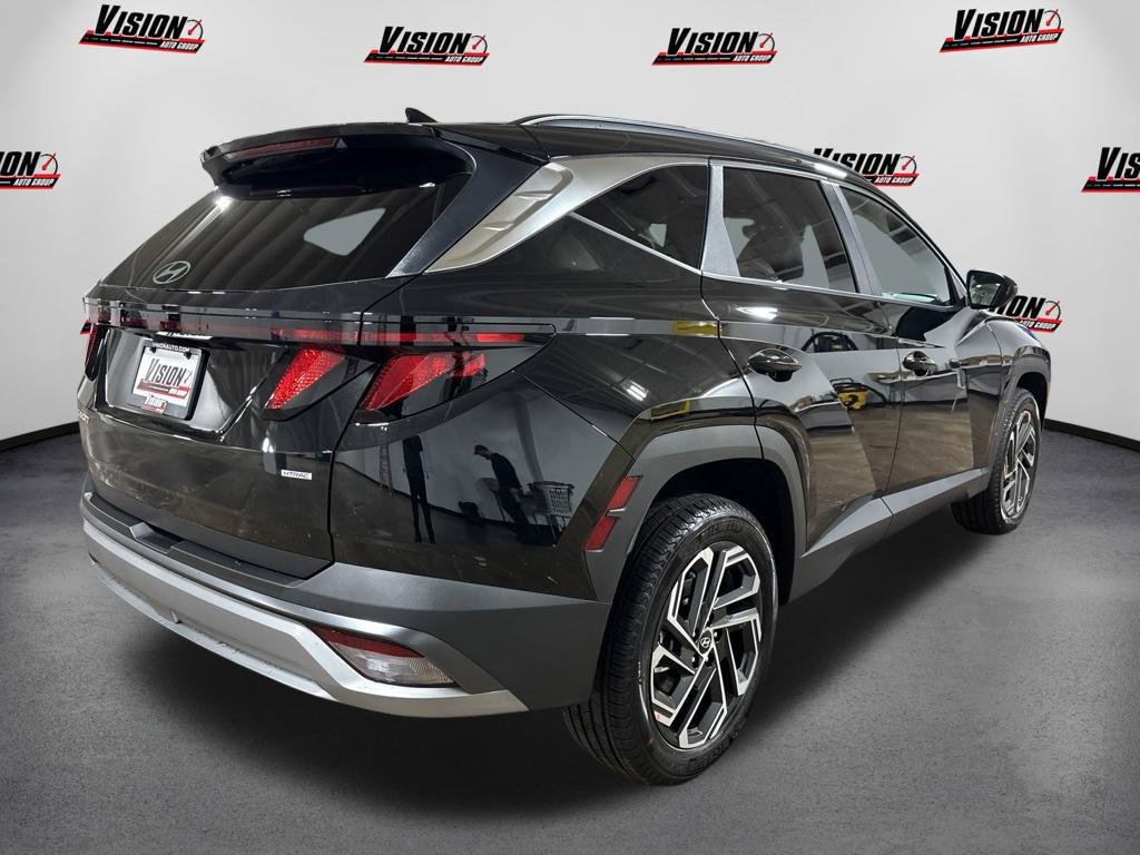 New 2026 Black Hyundai SEL Plus AWD image 5
