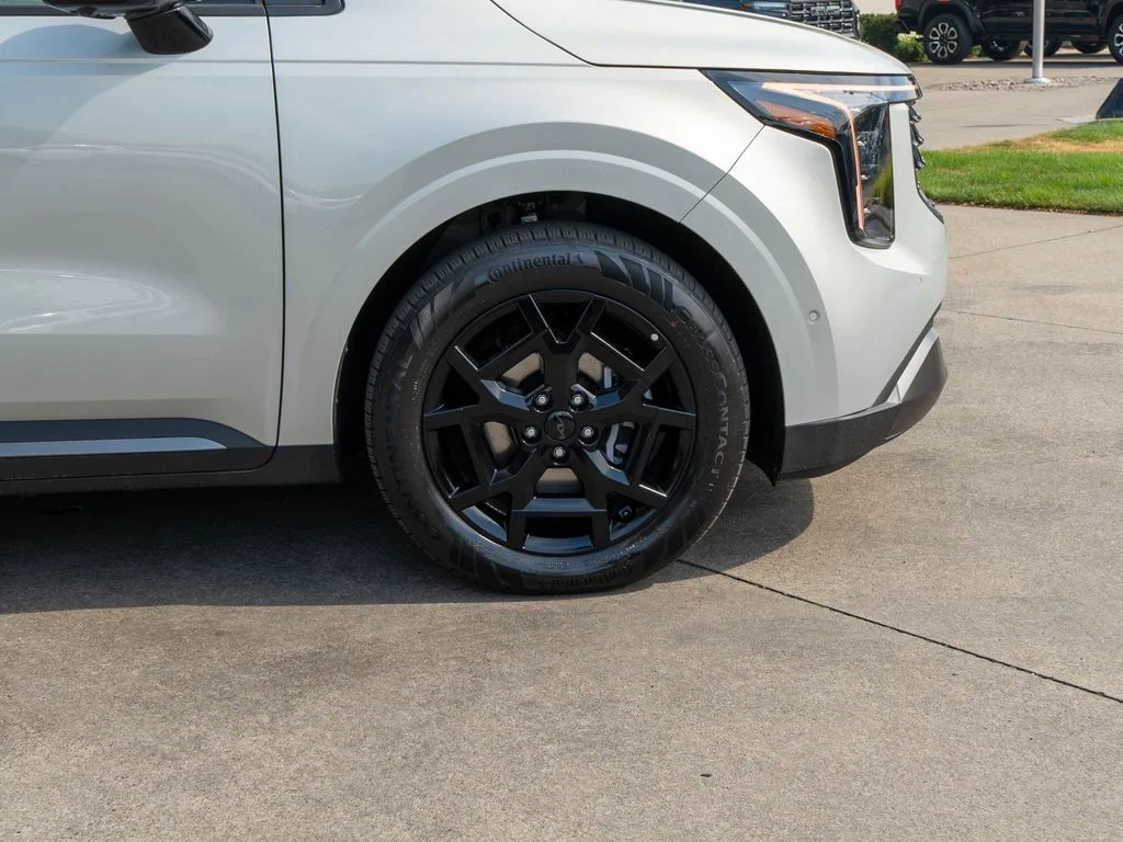 New 2026 White Kia SX Prestige image 38