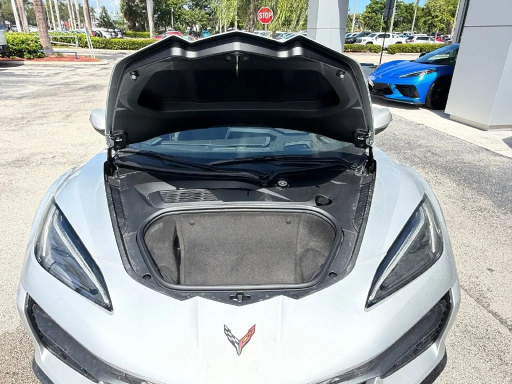 New 2027 Blade Silver Metallic Chevrolet 3LT image 16