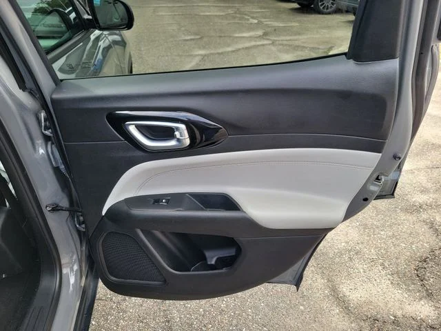 Used 2024 Gray Jeep Limited image 33