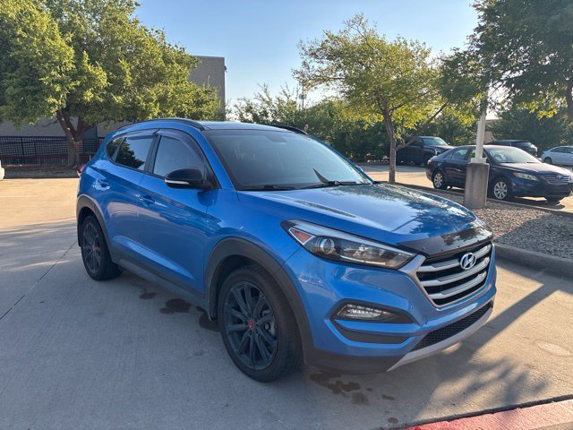 Used 2017 Blue Hyundai Night image 3