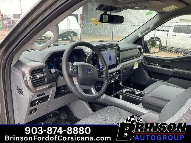New 2026 Carbonized Gray Metallic Ford XLT image 32