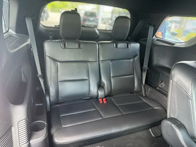 Used 2020 Red Ford XLT image 24