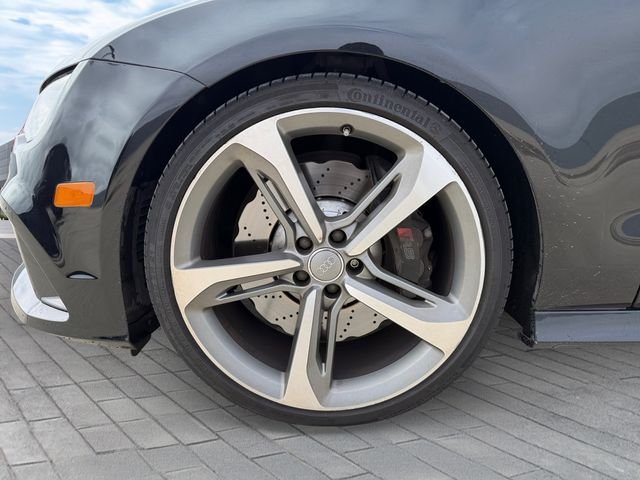 Used 2016 Black Audi 4.0T Prestige image 9