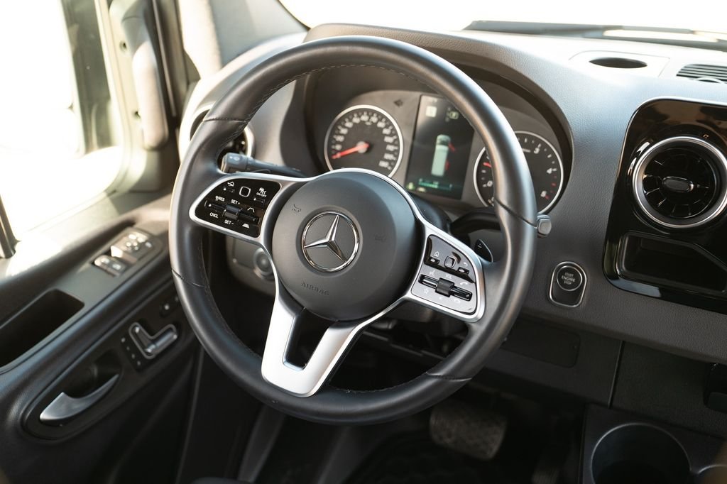 Used 2023 White Mercedes-Benz TIFFIN GH1-AB image 18