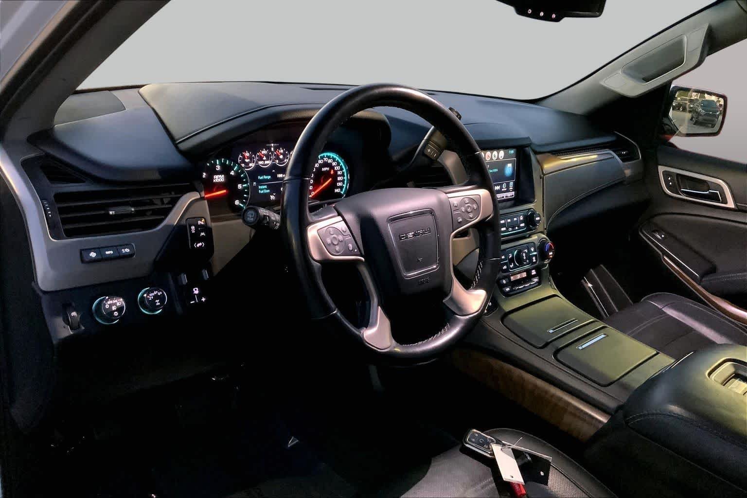 Used 2019 Summit White GMC Denali image 15