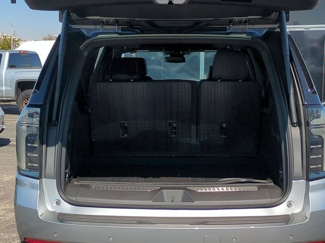 2026 Chevrolet Suburban RST - Photo 28