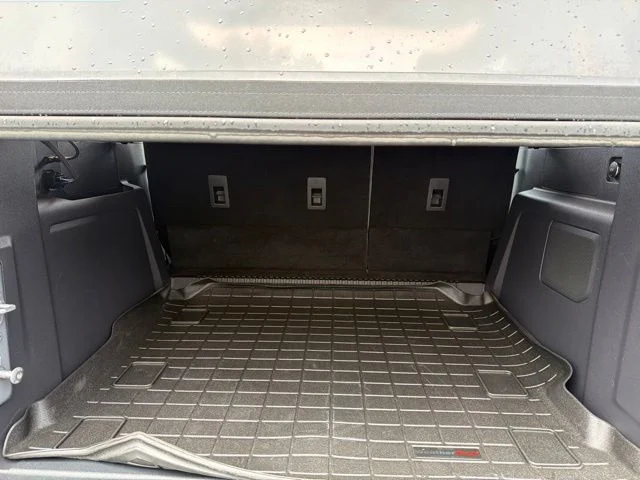 Used 2023 Silver Ford Base image 28