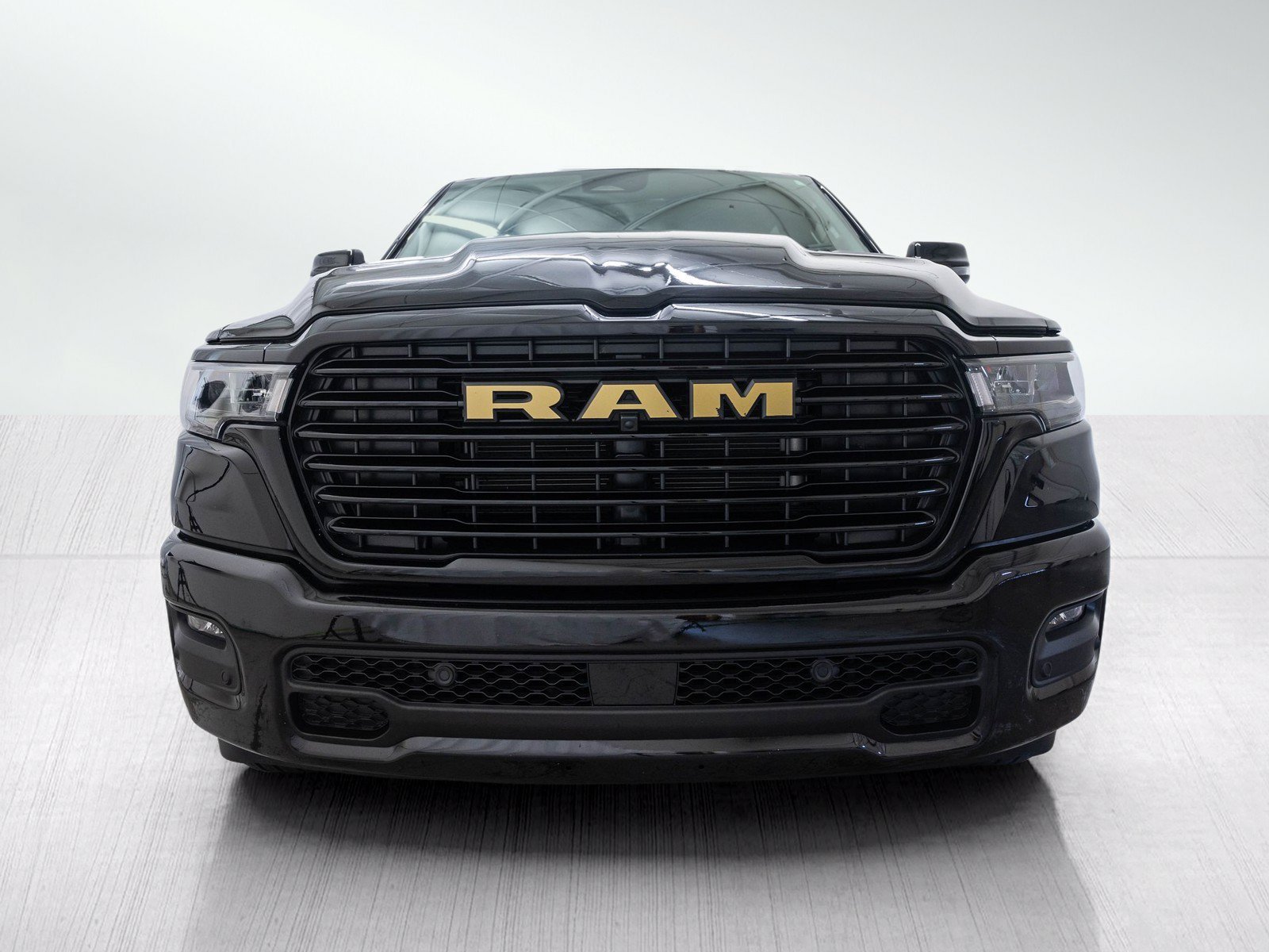 Used 2025 RAM Ram 1500 Pickup Laramie with VIN 1C6SRFJP5SN758636 for sale in Kansas City