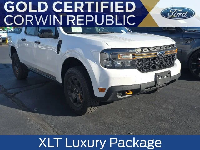 Certified Used 2024 Oxford White Ford XLT image 4