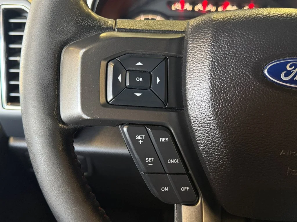 Used 2018  Ford XLT image 29