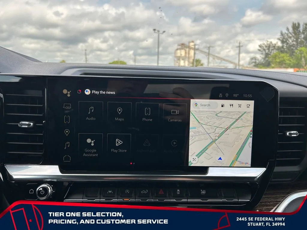 New 2026 Sterling Metallic GMC Elevation image 22
