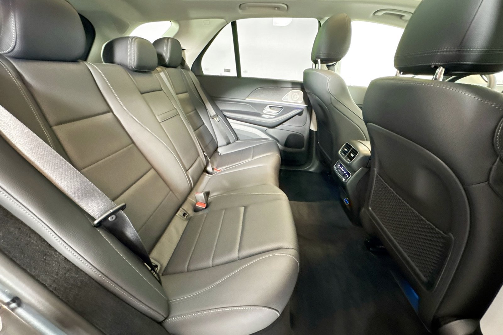 New 2026 Selenite Grey Metallic Mercedes-Benz GLE 450 image 25