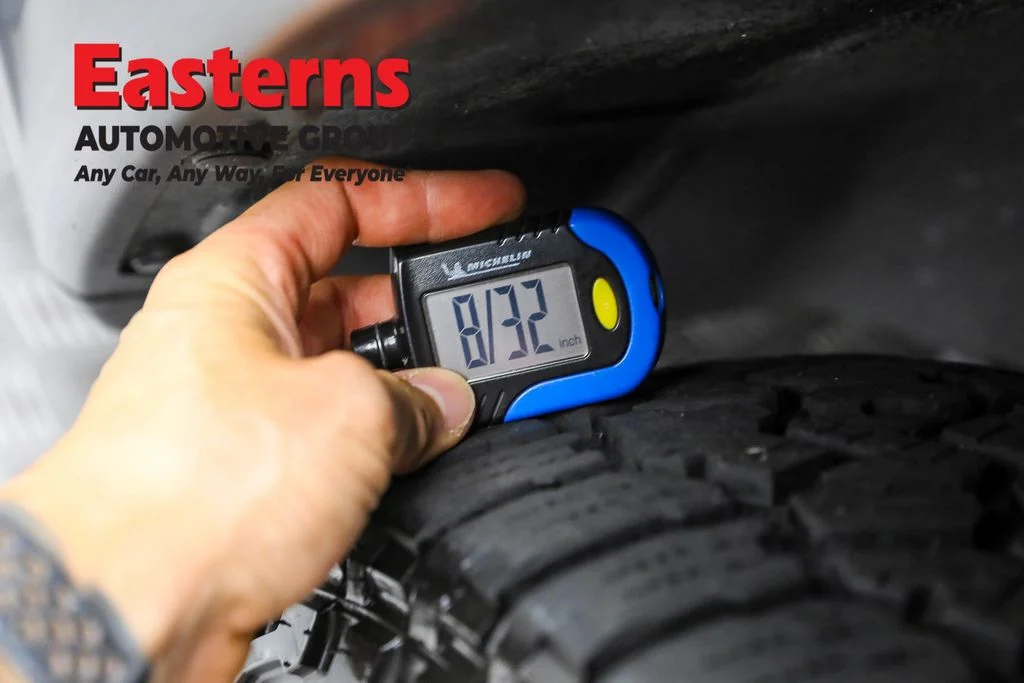 Used 2024 Silver Jeep Trailhawk image 27