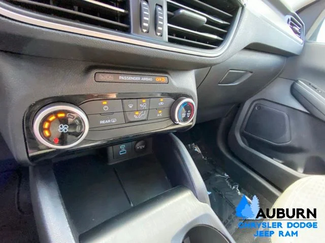 Used 2022 White Ford SE image 34