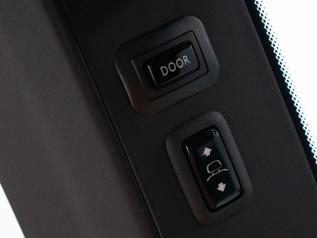 New 2026 Black Diamond Rolls-Royce  image 32