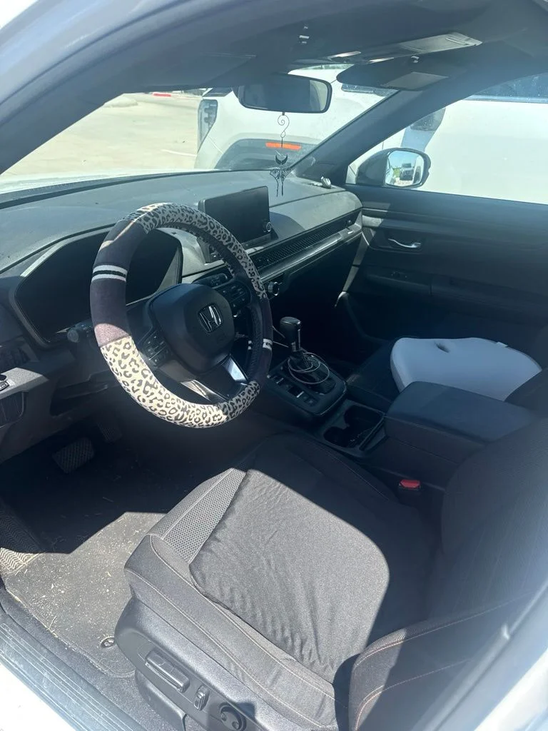 Used 2023  Honda Sport image 4