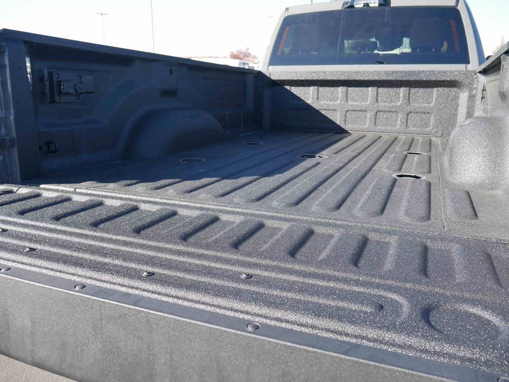 New 2026 Ceramic Gray Clear-Coat Exterior Paint RAM BIG HORN image 10