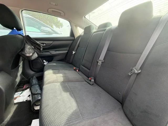 Used 2015 Black Nissan 2.5 S image 8