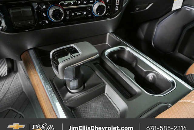 New 2026 Sterling Gray Metallic Chevrolet High Country image 19
