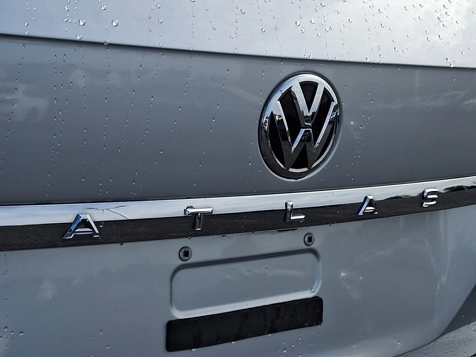 Used 2019 Reflex Silver Metallic   8E8e Volkswagen 3.6L V6 SE w/Technology image 31