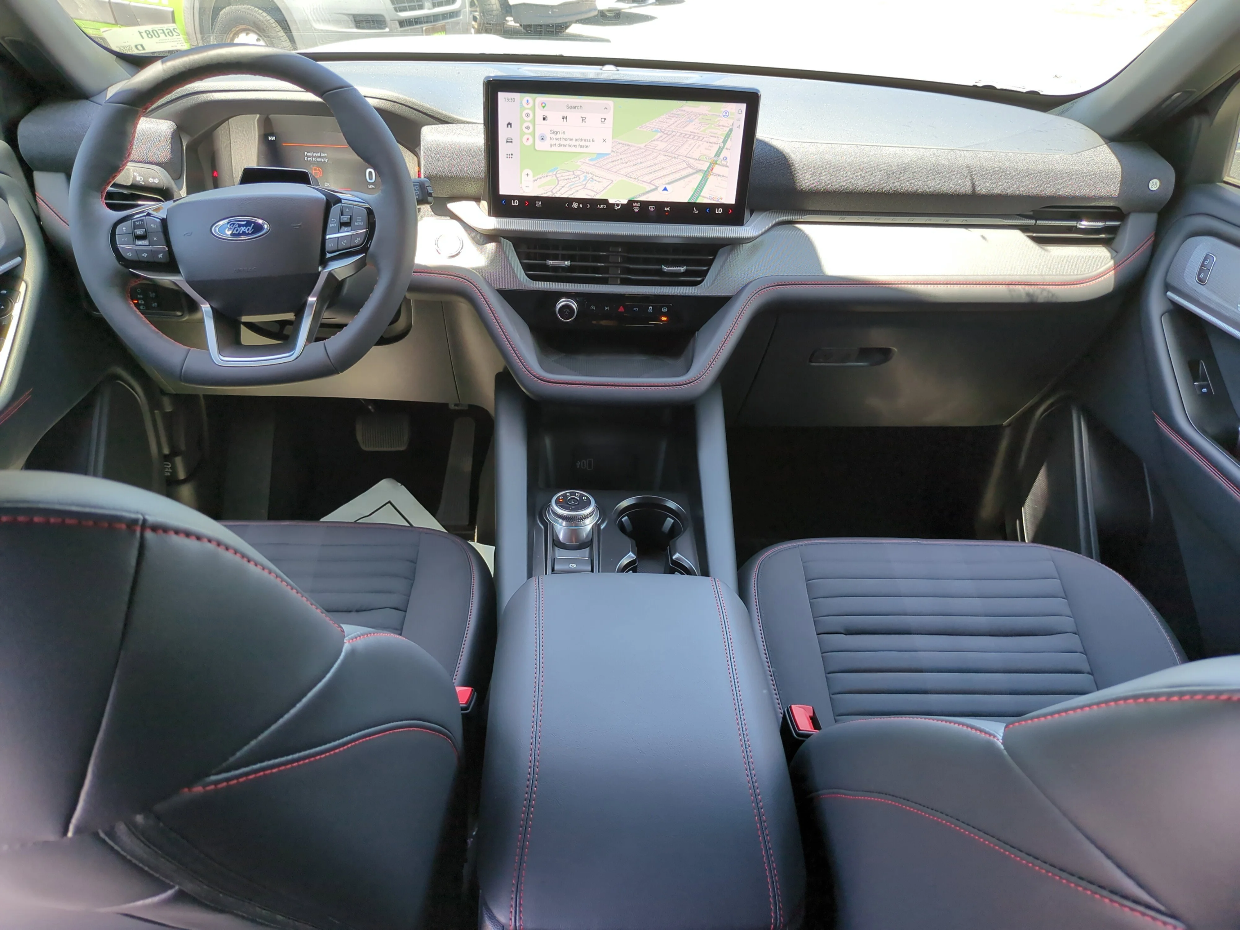 New 2026 Space White Metallic Ford ST-Line image 11