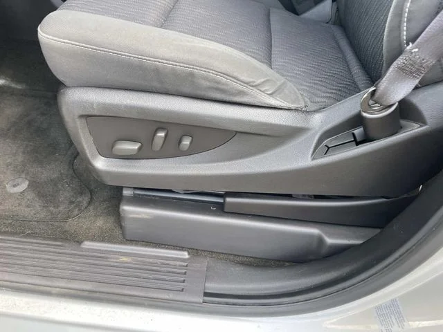 Used 2015 Silver Chevrolet LS image 28