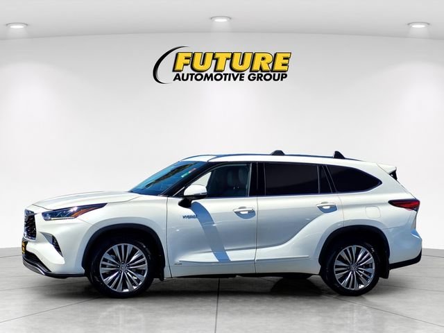 Used 2021 White Toyota Platinum image 7